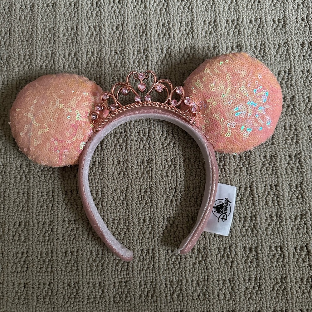 Disney mouse ears